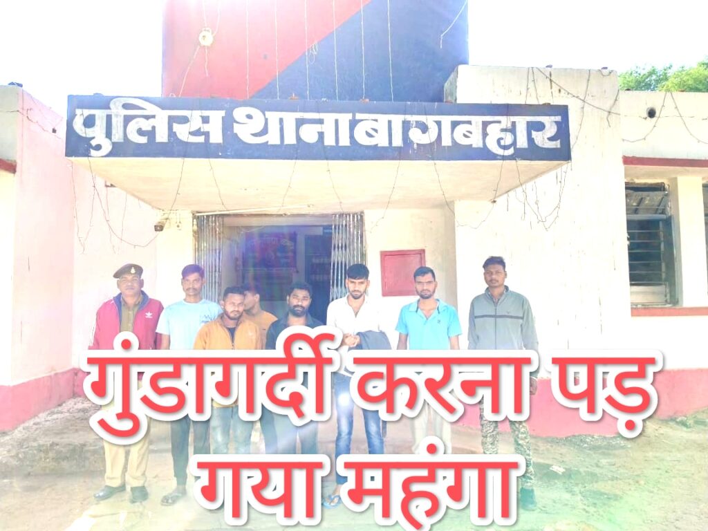 पिकअप वाहन को पीछा करते चालक से गुंडा गर्दी करना पड़ा भारी, पुलिस ने सिखाया सबक 1 IMG 20241218 173400