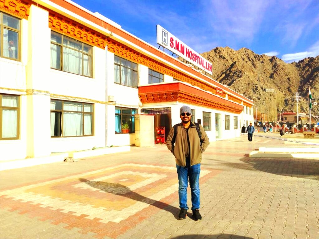 होनहार युवा डॉ संचित अग्रवाल ने नीट पीजी प्रतियोगिता परीक्षा में सफलता हाशिल कर गवर्नमेंट सीट लद्दाख में प्राप्त किया 1 1000144271