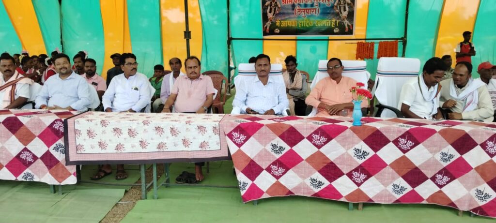 निरंतर 20वर्ष से पहचान बनाए संस्कृति से जोड़े रखने खेल फुटबॉल को बढ़ावा दे रहा यह गांव.. "सुरेशपुर " 1 IMG 20251008 WA0015